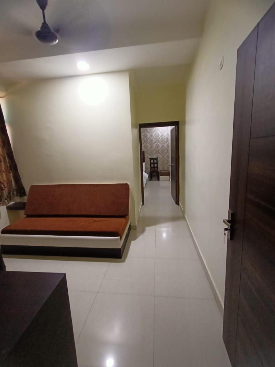 Mng Hotel Heritage Villa Kanpur Bagian luar foto